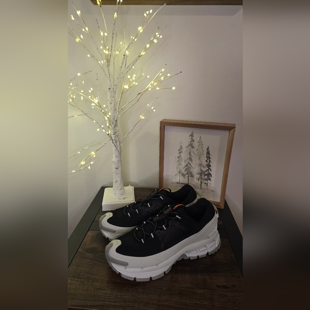 NWT Nike Men's Zoom Vomero Roam Shoes Size 7.5